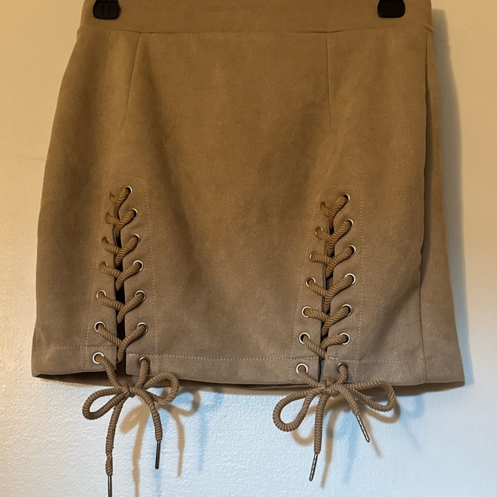 Fun Hippie Boho Chic Suede Tan Lace-Up Mini Skirt